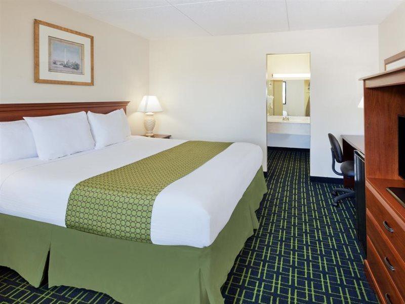 Hotel Bo, A Days Inn By Wyndham Chattanooga Downtown מראה חיצוני תמונה