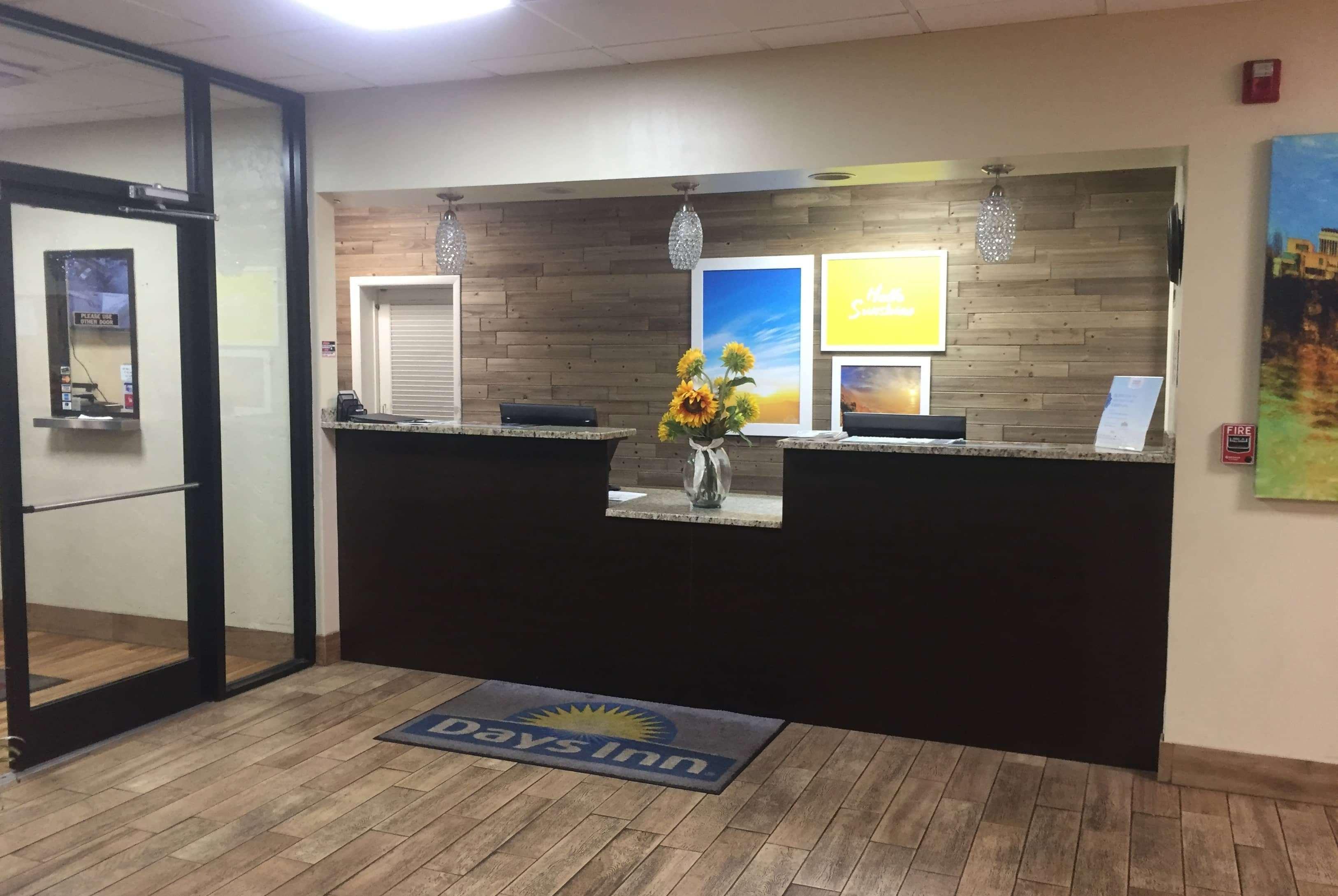 Hotel Bo, A Days Inn By Wyndham Chattanooga Downtown מראה חיצוני תמונה