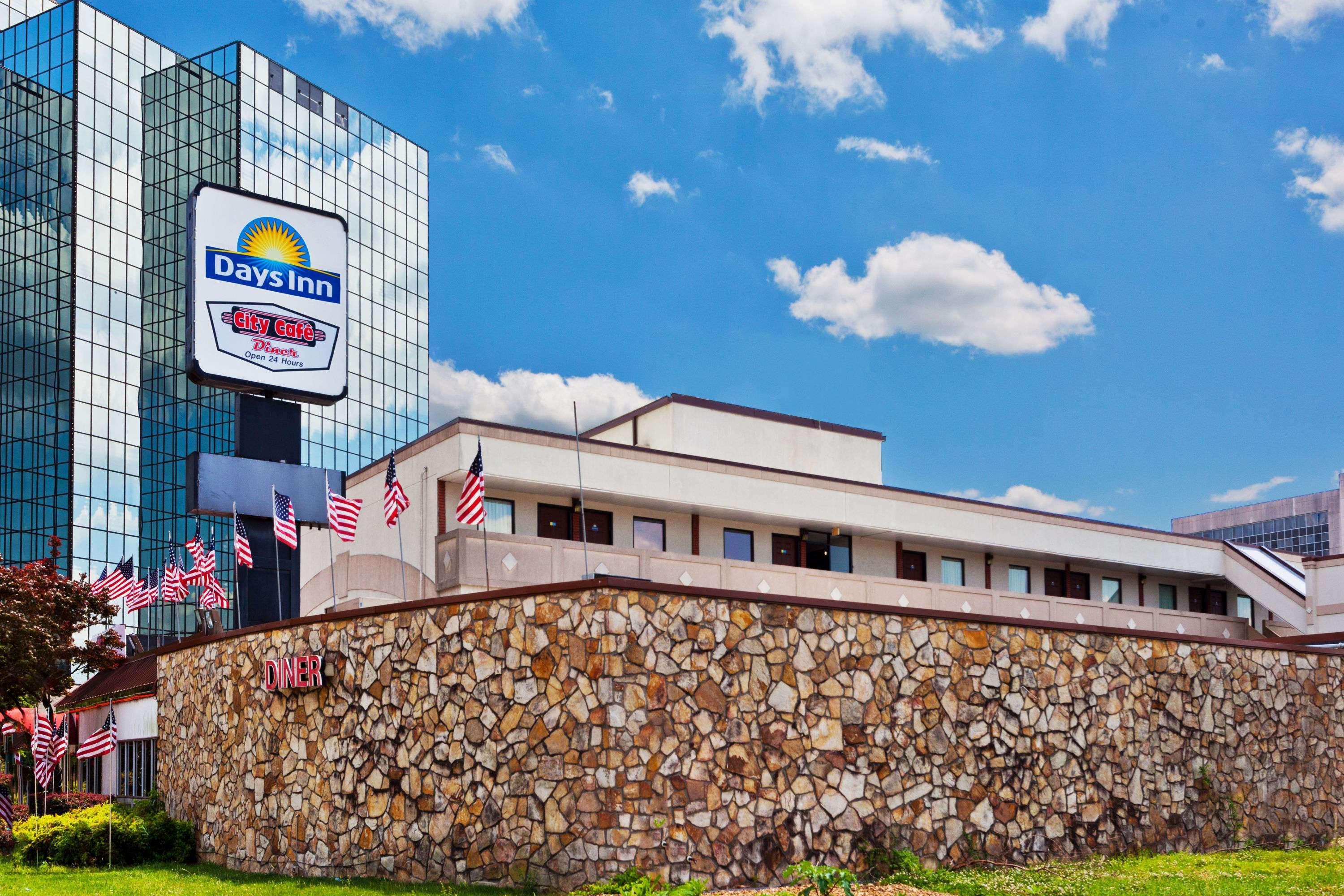 Hotel Bo, A Days Inn By Wyndham Chattanooga Downtown מראה חיצוני תמונה